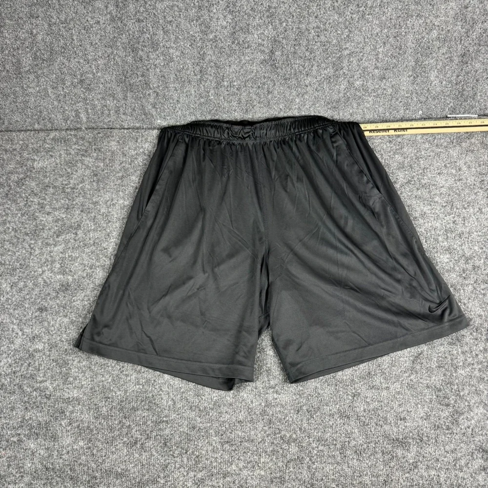 Nike Shorts Mens Size XXL Black Dri-Fit Athletic Gym Training Performance Active